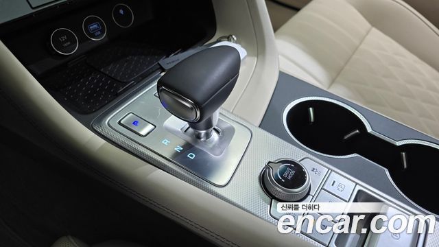 Genesis G70 Gasoline 2.5T 2WD 2025 — фото 9