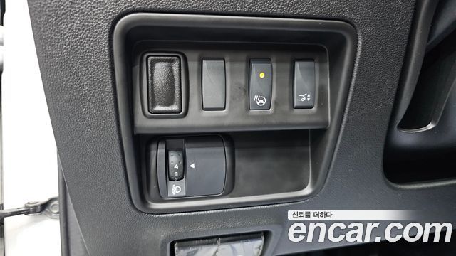 Renault Korea QM6 Gasoline 2WD LE 2019 — фото 27