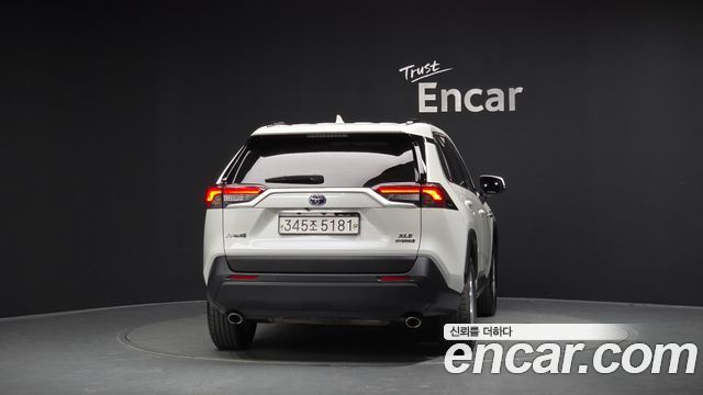 Toyota RAV4 (V) 2.5 2WD Hybrid 2019 — фото 4