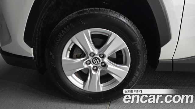 Toyota RAV4 (V) 2.5 2WD Hybrid 2019 — фото 5