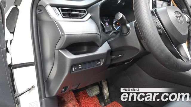 Toyota RAV4 (V) 2.5 2WD Hybrid 2019 — фото 13