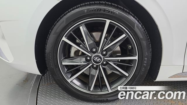 Hyundai Grandeur (IG) 3.0 LPi Exclusive 2021 — фото 5