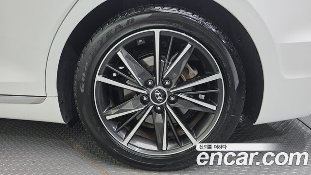 Hyundai Grandeur (IG) 3.0 LPi Exclusive 2021 — фото 21