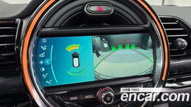 MINI Cooper D Clubman High 2nd 2019 — фото 18