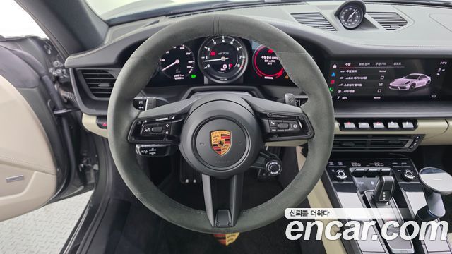 Porsche 911 (992) Carrera 4 GTS 2022 — фото 13