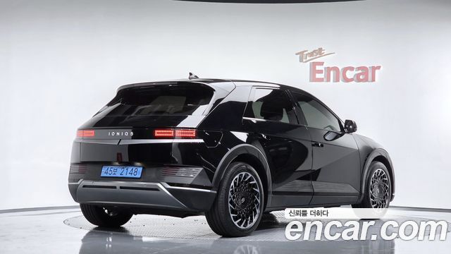 Hyundai Ioniq 5 Long range Exclusive 2023 — фото 2
