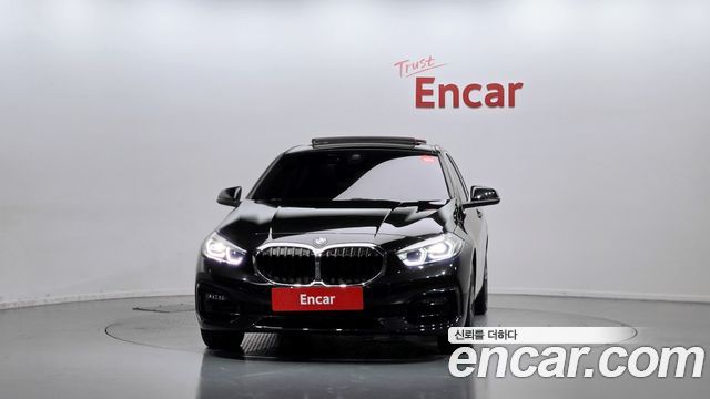 BMW 1 Series (F40) 120i Sports 2022 — фото 3