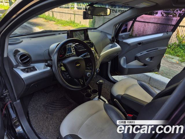 Chevrolet Spark LT Special Edition 2012 — фото 7