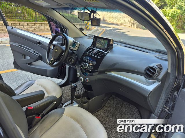 Chevrolet Spark LT Special Edition 2012 — фото 18