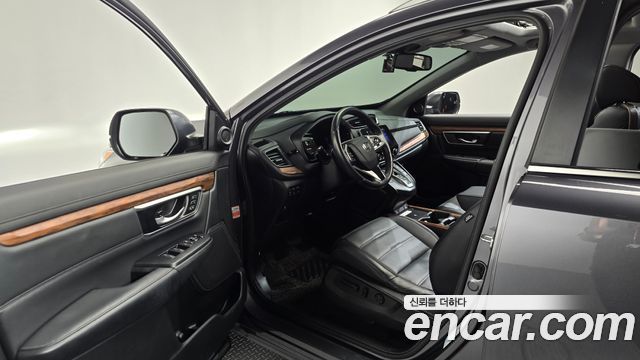 Honda CR-V (V) 2.0 Hybrid Touring 4WD 2021 — фото 10