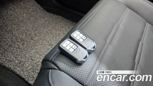 Honda CR-V (V) 2.0 Hybrid Touring 4WD 2021 — фото 14