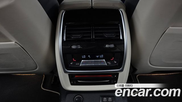 BMW X7 (G07) M50d 2019 — фото 19