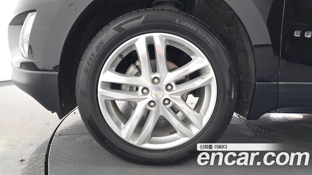 Chevrolet Equinox 4WD Premier Exclusive 2018 — фото 5