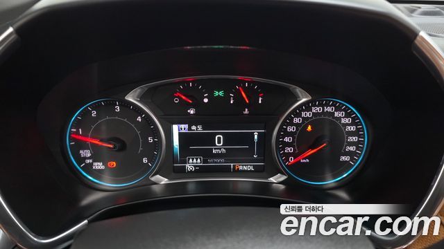 Chevrolet Equinox 4WD Premier Exclusive 2018 — фото 8