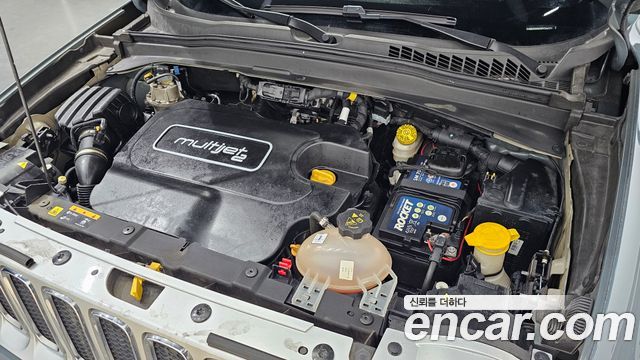 Jeep Renegade 2.0 Diesel Limited AWD 2016 — фото 6