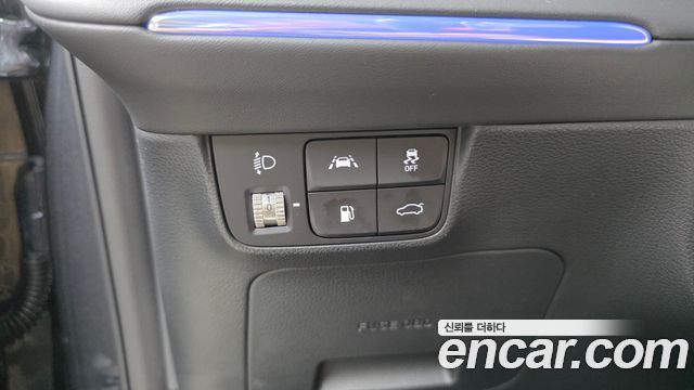 Hyundai Grandeur (IG) 3.0 LPi Exclusive 2023 — фото 17