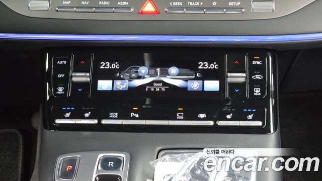 Hyundai Grandeur (IG) 3.0 LPi Exclusive 2023 — фото 24
