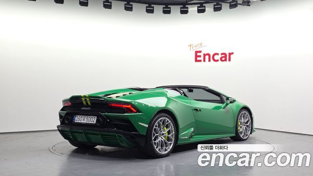 Lamborghini Huracan LP640-4 EVO Spyder 2022 — фото 2