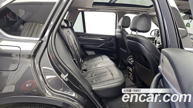 BMW X5 (F15) xDrive 30d 2017 — фото 12