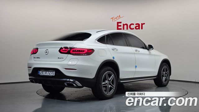 Mercedes-Benz GLC-Class (X253) GLC300e 4MATIC Coupe 2023 — фото 2