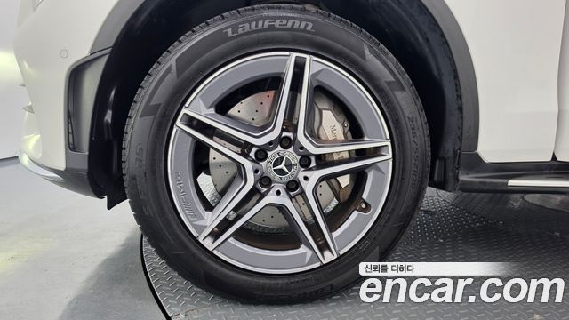 Mercedes-Benz GLC-Class (X253) GLC300e 4MATIC Coupe 2023 — фото 5