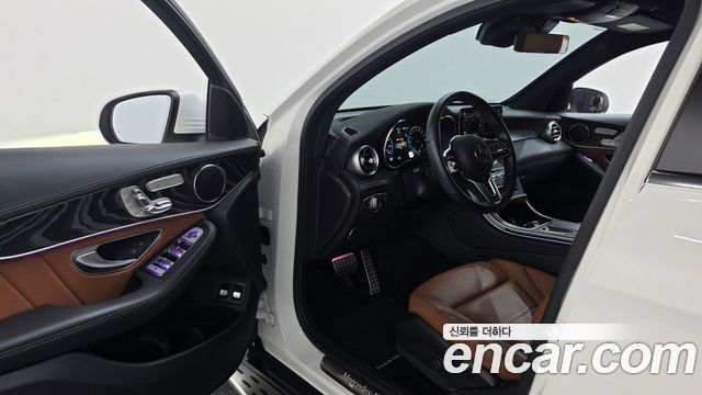 Mercedes-Benz GLC-Class (X253) GLC300e 4MATIC Coupe 2023 — фото 10