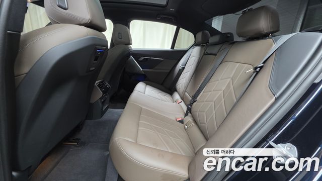 BMW 5 Series (G60) 520i M Sport 2025 — фото 12