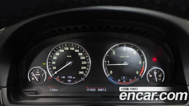 BMW 5 Series (F10) 520d 2013 — фото 8