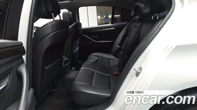 BMW 5 Series (F10) 520d 2013 — фото 12