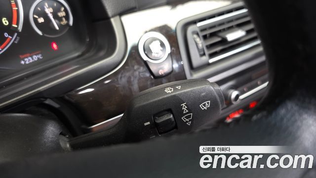 BMW 5 Series (F10) 520d 2013 — фото 28