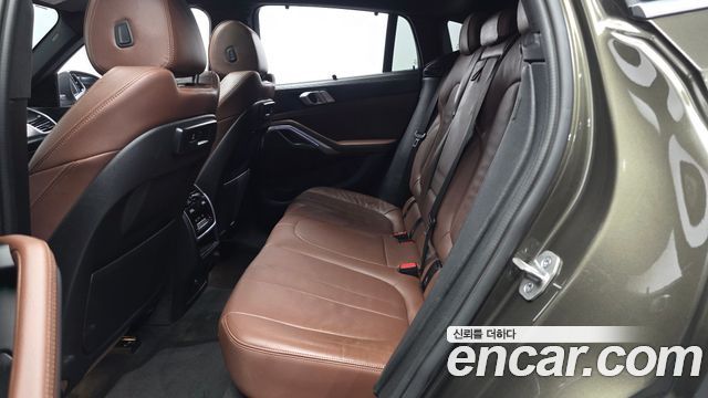 BMW X6 (G06) xDrive40i M Sport 2022 — фото 26