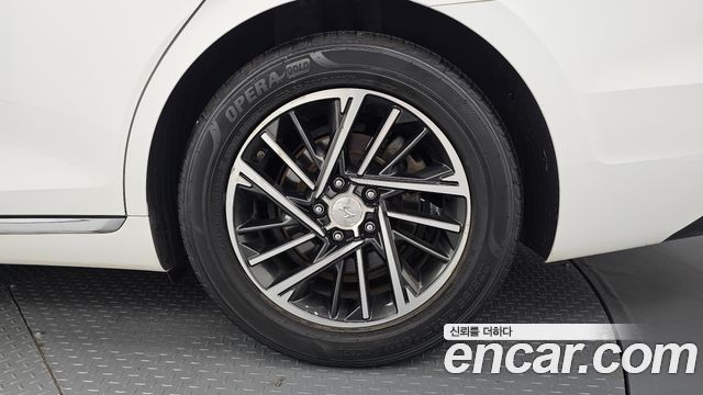 Hyundai Grandeur (IG) 2.5 Premium 2020 — фото 21