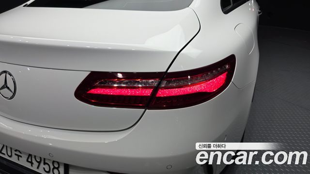 Mercedes-Benz E-Class (W213) E220d Coupe 2019 — фото 23