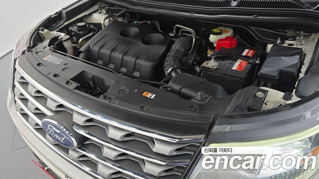 Ford Explorer 2.3 Limited 4WD 5th 2017 — фото 6