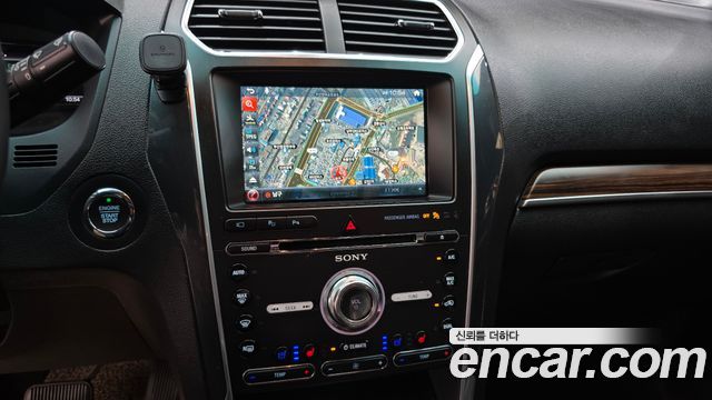 Ford Explorer 2.3 Limited 4WD 5th 2017 — фото 14