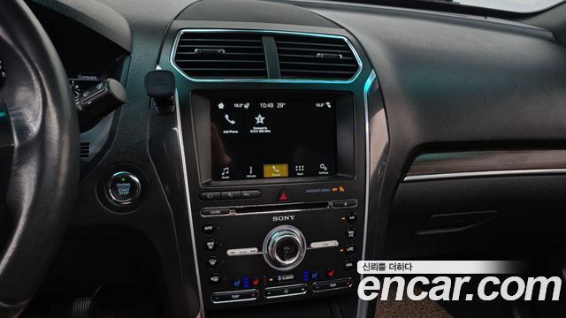 Ford Explorer 2.3 Limited 4WD 5th 2017 — фото 15