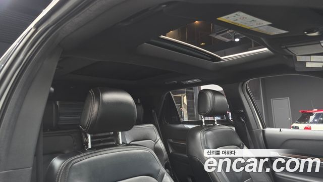 Ford Explorer 2.3 Limited 4WD 5th 2017 — фото 19