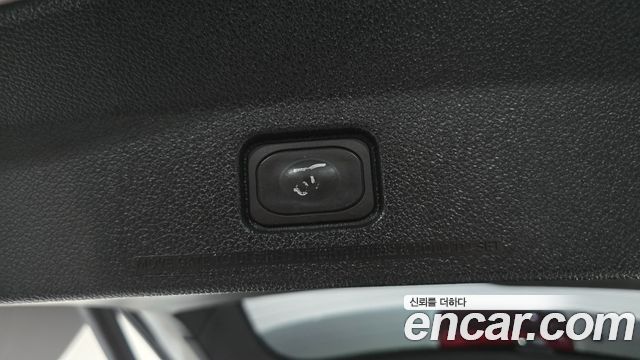 Ford Explorer 2.3 Limited 4WD 5th 2017 — фото 20