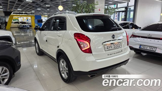 KG Mobility (SsangYong) Korando C 2.0 CVT 2WD Deluxe 2015 — фото 4