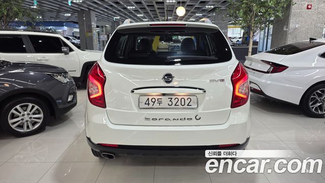 KG Mobility (SsangYong) Korando C 2.0 CVT 2WD Deluxe 2015 — фото 5