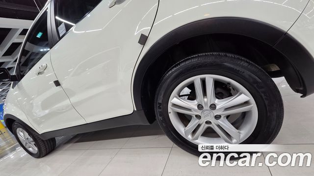 KG Mobility (SsangYong) Korando C 2.0 CVT 2WD Deluxe 2015 — фото 8