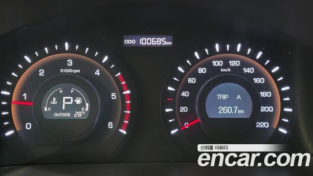 KG Mobility (SsangYong) Korando C 2.0 CVT 2WD Deluxe 2015 — фото 15