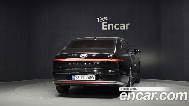Hyundai Grandeur (GN7) 2,5 Gasoline 2WD Premium 2023 — фото 4