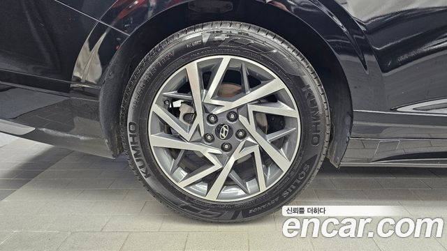 Hyundai Grandeur (GN7) 2,5 Gasoline 2WD Premium 2023 — фото 5