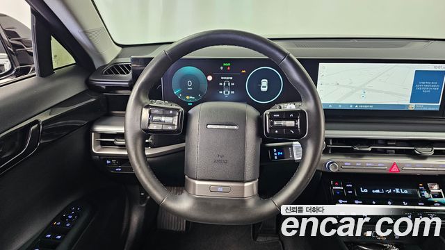Hyundai Grandeur (GN7) 2,5 Gasoline 2WD Premium 2023 — фото 13