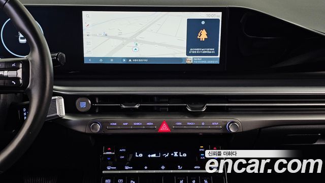 Hyundai Grandeur (GN7) 2,5 Gasoline 2WD Premium 2023 — фото 14