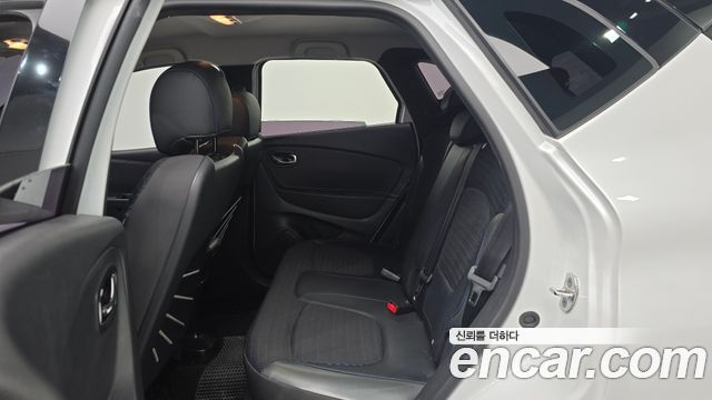 Renault Korea QM3 RE Signature 2017 — фото 12