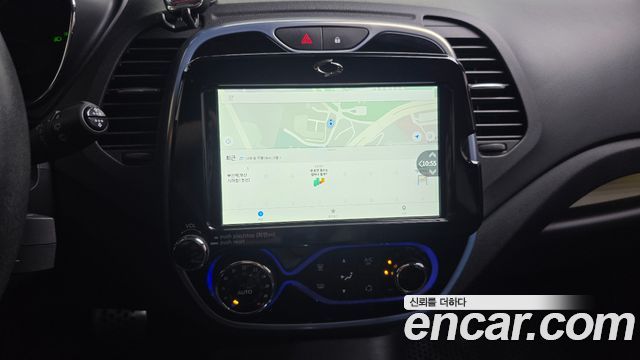 Renault Korea QM3 RE Signature 2017 — фото 15