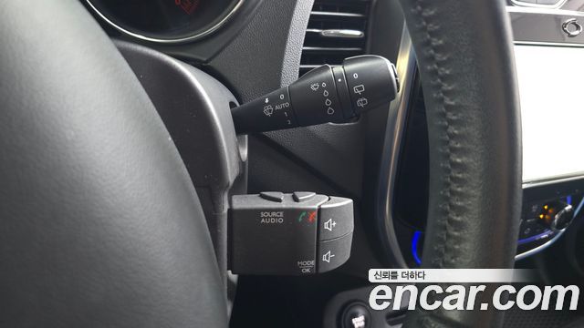 Renault Korea QM3 RE Signature 2017 — фото 16