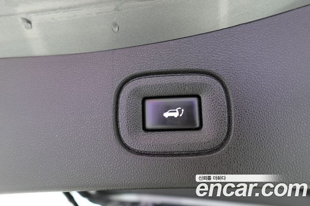 Renault Korea QM6 2.0 LPe RE Signature 2WD 2022 — фото 18